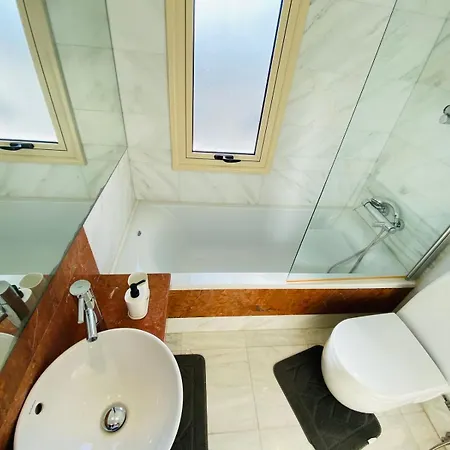 דירה Sea View Penthouse Elysia Park פאפוס