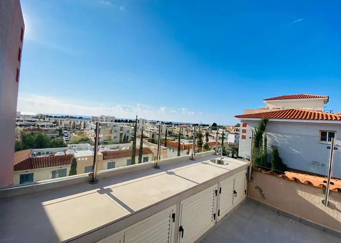 Lägenhet Sea View Penthouse Elysia Park Paphos