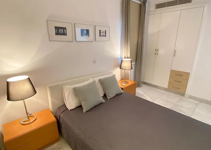 Sea View Penthouse Elysia Park Пафос