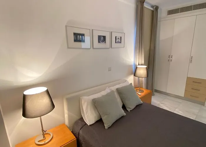 Sea View Penthouse Elysia Park Пафос